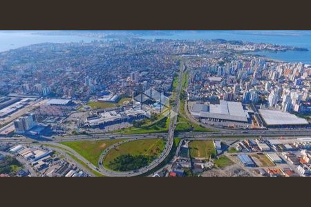 6_photo/952749e229.dc8bbd111761e841-ATLAS-577f5a66-dc01-4d21-bc7b-a9d08fc3789d.jpg de casa à venda com 3 quartos, 240m² em Roçado, São José