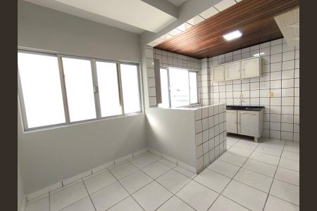 9_photo/952769e2ad.ceff8192393c33de-ATLAS-7c869f7b-27f6-42dd-9e4b-fe1fc0adfd66.jpg de apartamento para alugar com 1 quarto, 50m² em Ingleses Norte, Florianópolis