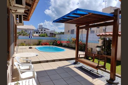 2_photo/952769fecd.4cea1a0b3f6bbd2f-ATLAS-927cf3ac-e403-4c90-8885-f6df71c4e9b1.jpg de casa à venda com 3 quartos, 155m² em Ingleses do Rio Vermelho, Florianópolis