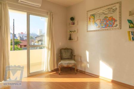 4_photo/952769fecd.f360c288cecd9b47-ATLAS-1f8ba2e2-9327-4757-8d44-856e2f404a78.jpg de casa à venda com 7 quartos, 550m² em Ingleses do Rio Vermelho, Florianópolis