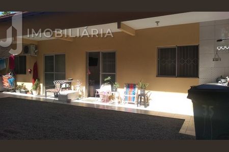 36_photo/95276a01c3.38153d79977beed0-ATLAS-b04b391b-77f9-4eca-ba50-98e37c7ee2e3.jpg de casa à venda com 11 quartos, 300m² em Ingleses do Rio Vermelho, Florianópolis