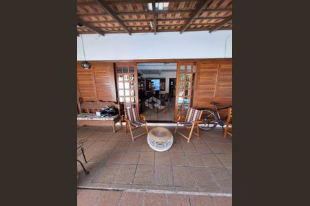 19_photo/95276a0219.751bca41ac608a7d-ATLAS-09aeed9e-1369-45b0-897f-bc41bd4fccf0.jpg de casa à venda com 2 quartos, 250m² em Ingleses do Rio Vermelho, Florianópolis
