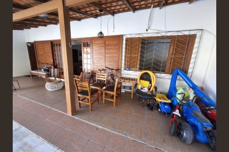 24_photo/95276a0219.751bca41ac608a7d-ATLAS-9dc44e96-38f5-4097-977e-a1a7306f0884.jpg de casa à venda com 2 quartos, 250m² em Ingleses do Rio Vermelho, Florianópolis