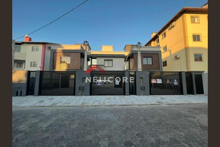 12_photo/95276a0239.4bd2615f33144f40-ATLAS-9ff0fbc7-9b5b-4b72-9aab-bf90c876bce9.jpg de casa à venda com 3 quartos, 154m² em Ingleses do Rio Vermelho, Florianópolis