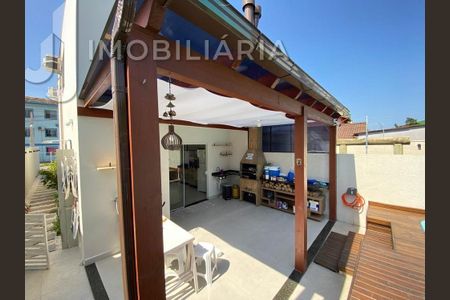 7_photo/95276a0837.12beac9f01ae01d7-ATLAS-3ca8e9e4-4570-4721-8d5d-381613dce929.jpg de casa à venda com 3 quartos, 118m² em Ingleses do Rio Vermelho, Florianópolis