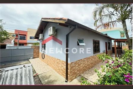38_photo/95276a08cf.1ee954665fa22826-ATLAS-6d320b2f-e3f9-4631-a602-a51fa050d75f.jpg de casa à venda com 2 quartos, 100m² em Ingleses Norte, Florianópolis