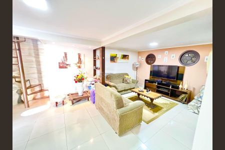 5_photo/95276a0a43.4cea1a0b3f6bbd2f-ATLAS-26bf7096-210b-45e2-b348-edb4254cb97e.jpg de casa à venda com 4 quartos, 153m² em Ingleses do Rio Vermelho, Florianópolis