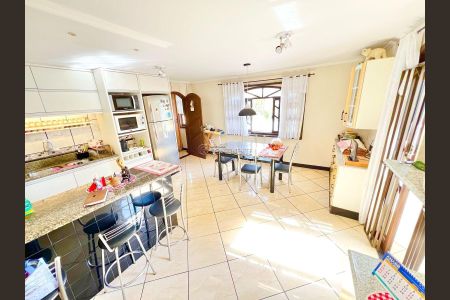 7_photo/95276a0a43.4cea1a0b3f6bbd2f-ATLAS-36ef5289-e9bf-4f6b-9fd1-59bf6da2a416.jpg de casa à venda com 4 quartos, 153m² em Ingleses do Rio Vermelho, Florianópolis