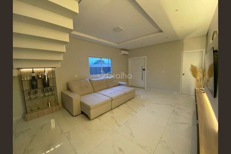 2_photo/95276a0ae5.8e752d8704bbc0be-ATLAS-11f687d2-3a5b-4180-95f6-a8d4f04b2127.jpg de casa à venda com 3 quartos, 170m² em Ingleses do Rio Vermelho, Florianópolis