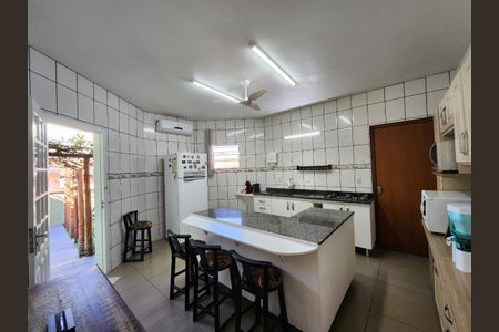 14_photo/95276a0b19.ef445a8ca70bbf82-ATLAS-7ebba140-1db2-4a96-a6f7-d1168cc3e2d8.jpg de casa à venda com 4 quartos, 237m² em Ingleses do Rio Vermelho, Florianópolis