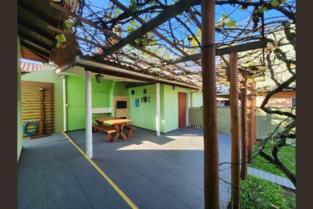 31_photo/95276a0b19.ef445a8ca70bbf82-ATLAS-cc56182d-97a2-4784-980c-782935f93ea2.jpg de casa à venda com 4 quartos, 237m² em Ingleses do Rio Vermelho, Florianópolis