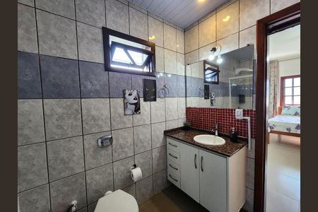 10_photo/95276a0b19.ef445a8ca70bbf82-ATLAS-db36dfde-4159-43a5-bdc8-440eba480a5b.jpg de casa à venda com 4 quartos, 237m² em Ingleses do Rio Vermelho, Florianópolis