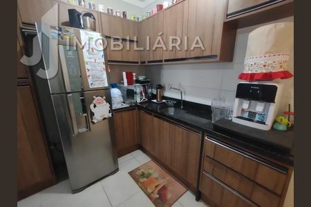 6_photo/95276a141b.c54d8ccd00eda198-ATLAS-ba4e258d-6e2e-4e22-b940-459002e4ec60.jpg de casa à venda com 4 quartos, 82m² em Casa, Florianópolis