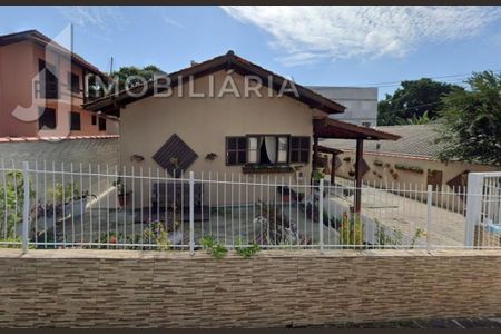 1_photo/95276a1521.07fb07773285f6be-ATLAS-93b3f9d8-37a2-48de-bca5-c7fada8c611a.jpg de casa à venda com 6 quartos, 234m² em Santinho, Florianópolis