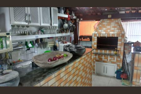 27_photo/95276a1541.edf6d28f358a576a-ATLAS-6ba696f7-5ea9-46c4-bcfa-0090486a98d2.jpg de casa à venda com 3 quartos, 180m² em Ingleses do Rio Vermelho, Florianópolis