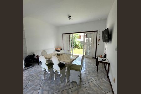 2_photo/95276a15c5.ceff8192393c33de-ATLAS-079b0f01-a33e-4b4b-8baf-6bc3da64df8d.jpg de casa à venda com 4 quartos, 250m² em Ingleses do Rio Vermelho, Florianópolis