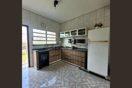 8_photo/95276a15c5.ceff8192393c33de-ATLAS-9f48dc4e-7f92-40b3-bdfb-6fbb67860cf8.jpg de casa para alugar com 4 quartos, 250m² em Ingleses do Rio Vermelho, Florianópolis