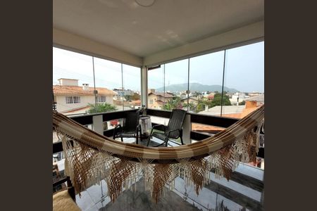 1_photo/95276a1677.ceff8192393c33de-ATLAS-06f3f308-7a72-41fa-a32b-a2810fe3c7ad.jpg de casa à venda com 4 quartos, 130m² em Ingleses do Rio Vermelho, Florianópolis