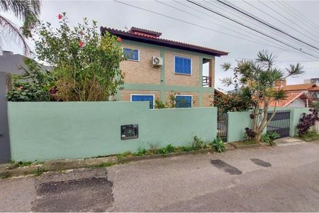30_photo/95276a1699.aa3f54dcddd2e04f-ATLAS-304262b9-58c9-4d71-bc21-2bc43558a1a7.jpg de casa à venda com 3 quartos, 246m² em Ingleses Norte, Florianópolis