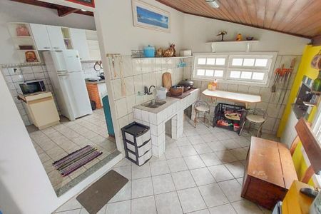 23_photo/95276a1699.aa3f54dcddd2e04f-ATLAS-710bde76-3f14-4022-bba5-c259f4a6496a.jpg de casa à venda com 3 quartos, 246m² em Ingleses Norte, Florianópolis