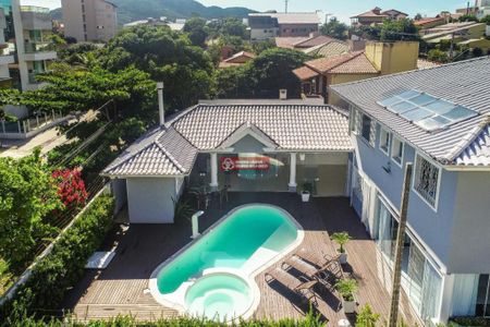 1_photo/95276a1727.46ae6cbe0761d4fa-ATLAS-2c08d6da-e180-45af-83d5-a94e9b867388.jpg de casa à venda com 4 quartos, 263m² em Ingleses do Rio Vermelho, Florianópolis