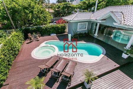 9_photo/95276a1727.4cdf2cc8eb97fa2d-ATLAS-6c98ec91-99dd-4f8d-bcc4-99357a8963d9.jpg de casa à venda com 4 quartos, 340m² em Ingleses do Rio Vermelho, Florianópolis