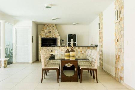 4_photo/95276a1727.4cdf2cc8eb97fa2d-ATLAS-c1c8ae3f-f3fd-43a2-8e96-05055d8a2bb0.jpg de casa à venda com 4 quartos, 340m² em Ingleses do Rio Vermelho, Florianópolis