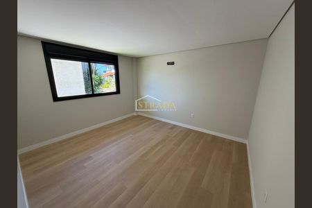 8_photo/95276a1797.1d0d827e26d2d819-ATLAS-2885ab2e-df80-418a-ab3a-d4ee5a2d4bd7.jpg de casa à venda com 4 quartos, 296m² em Ingleses Norte, Florianópolis