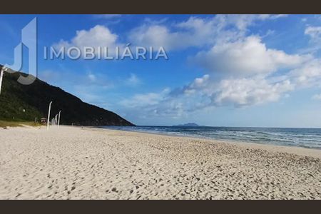 3_photo/95276a17c3.c4cfecf30be670d4-ATLAS-42e5128b-717f-45be-b1e6-e91e660f46dc.jpg de apartamento à venda com 1 quarto, 43m² em Ingleses do Rio Vermelho, Florianópolis