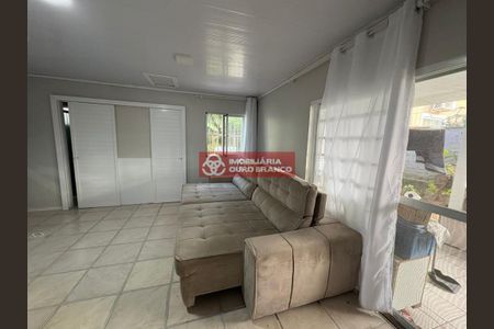 4_photo/95276a1ae9.49c40a4e0c1b1036-ATLAS-1a7f360f-c9a8-4dff-bcac-17d302d80e7b.jpg de casa à venda com 2 quartos, 110m² em Ingleses do Rio Vermelho, Florianópolis