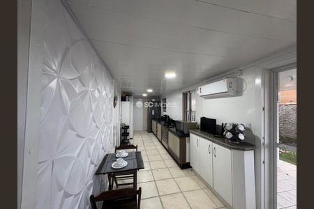 17_photo/95276a1ae9.49c40a4e0c1b1036-ATLAS-3a4b2a8b-956a-4c4d-84c3-e0cfa6234f46.jpg de casa à venda com 2 quartos, 105m² em Ingleses do Rio Vermelho, Florianópolis