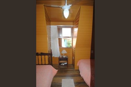 5_photo/95276a1b6f.ceff8192393c33de-ATLAS-5e95b3a9-9248-4e9c-ba92-29f691670d65.jpg de casa para alugar com 3 quartos, 100m² em Ingleses do Rio Vermelho, Florianópolis
