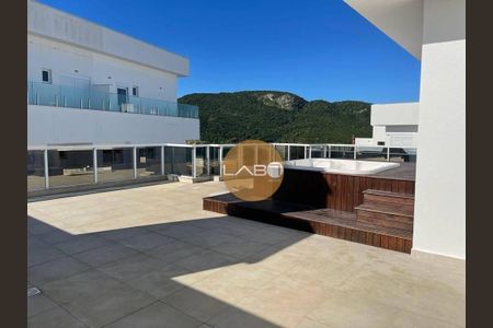 6_photo/95276a3d9f.91bbe4f0417ad3af-ATLAS-9cbeba89-b9ad-4aa7-97b4-c931bb2511e1.jpg de apartamento à venda com 3 quartos, 110m² em Ingleses do Rio Vermelho, Florianópolis
