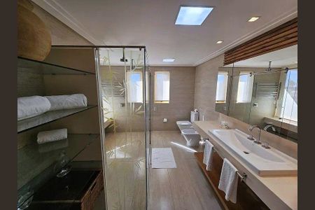 7_photo/95276a5de5.40c2521d2c5905f5-ATLAS-33f67e4f-13ba-4f90-a02e-6a1b42ea527f.jpg de apartamento à venda com 3 quartos, 182m² em Santinho, Florianópolis