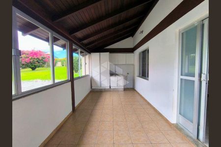 26_photo/95276a69cf.206353ecc2220d31-ATLAS-615677af-4dd2-4d1e-8efd-afd546bdae1d.jpg de casa para alugar com 3 quartos, 135m² em Ingleses do Rio Vermelho, Florianópolis