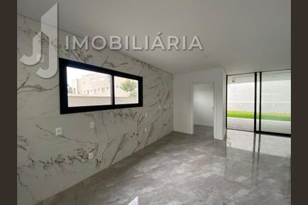 6_photo/95276a7521.93b010492db81155-ATLAS-7648e6d1-39cc-4ec9-997e-cc443b249f8e.jpg de casa à venda com 4 quartos, 380m² em Ingleses do Rio Vermelho, Florianópolis