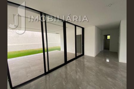 9_photo/95276a7521.93b010492db81155-ATLAS-8fb3c91c-37bb-4dad-9924-ef495c1c7a11.jpg de casa à venda com 4 quartos, 380m² em Ingleses do Rio Vermelho, Florianópolis