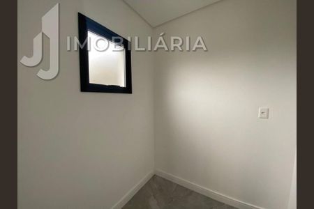 8_photo/95276a7521.93b010492db81155-ATLAS-ecf54cd0-b0a2-4d7d-b28e-99fe45498eb6.jpg de casa à venda com 4 quartos, 380m² em Ingleses do Rio Vermelho, Florianópolis