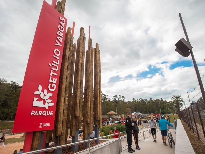 Imagem da frente do Parque Getulio Vargas em Canoas