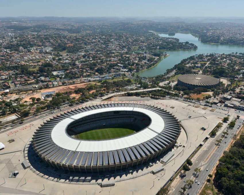 Foto mostra a Esplanada do Mineirão vista do alto