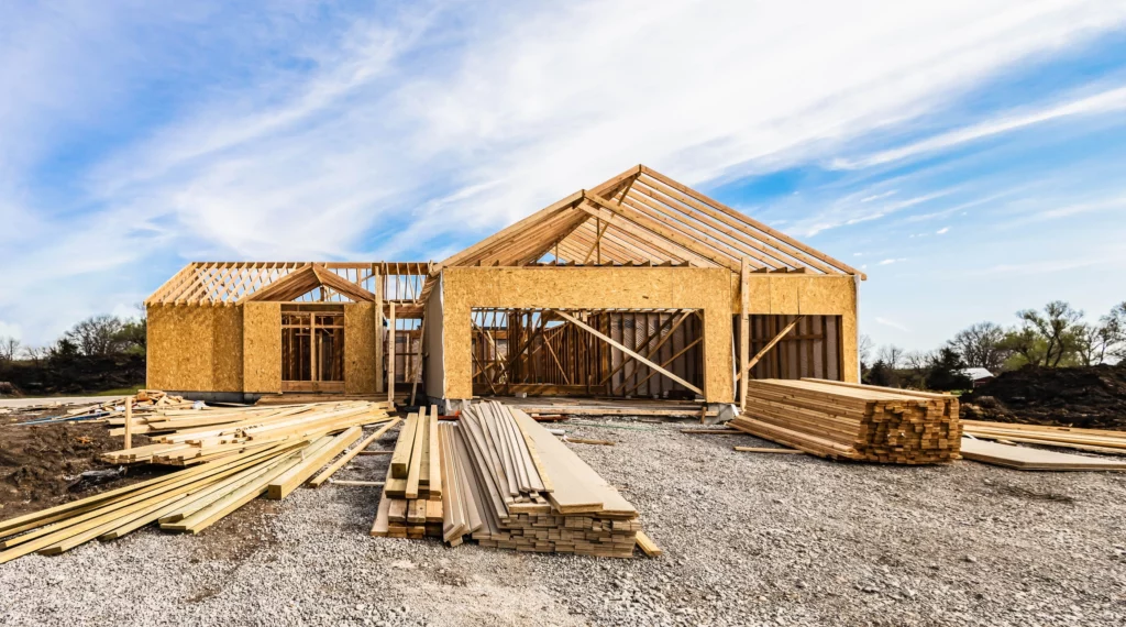 Imagem de uma casa em processo de construção para ilustrar matéria sobre juros de obra