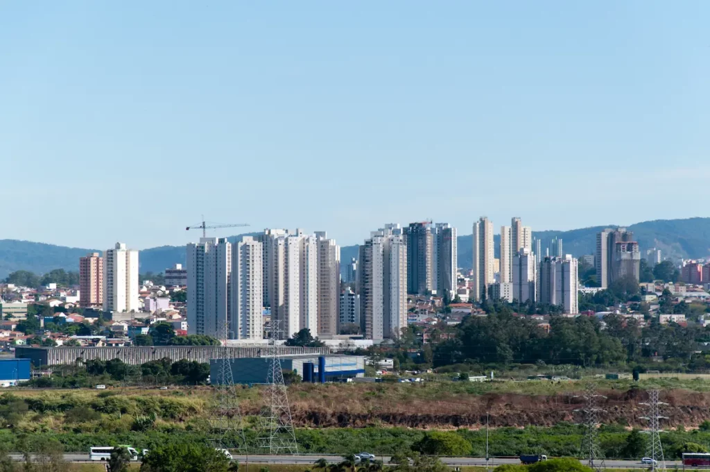 Fotografia aérea de Guarulhos. Uma das cidades mais ricas do Brasil.