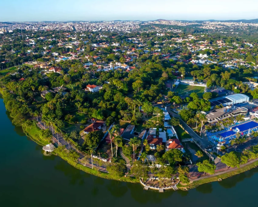 Imagem aérea da lagoa da Pampulha, em Belo Horizonte, Minas Gerais, para ilustrar matéria sobre qual a cidade mais fria de Minas Gerais