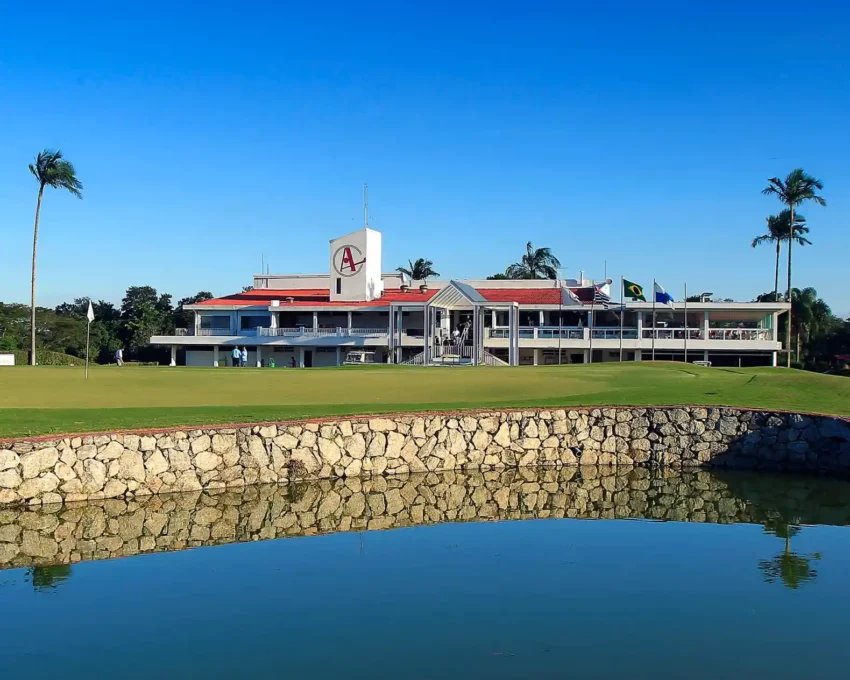 Foto que ilustra matéria sobre clubes em Guarulhos mostra a sede do Arujá Golf Clube (Foto: Divulgação)