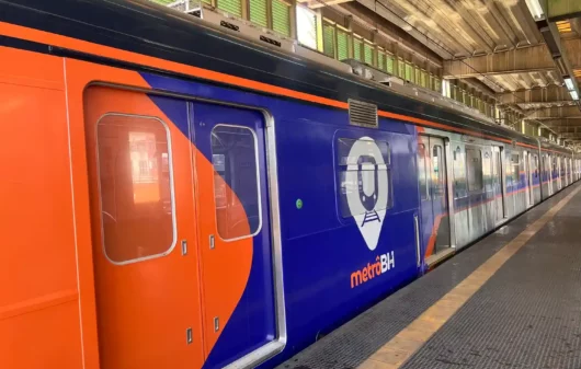 Foto que ilustra matéria sobre a Estação Lagoinha do metrô de Belo Horizonte mostra um trem parado em uma plataforma (Foto: Divulgação)