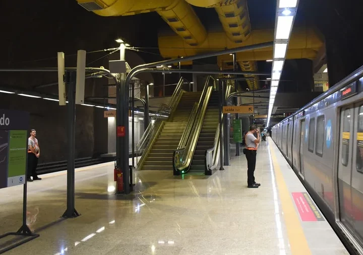 Foto mostra a plataforma do Metrô São Conrado (Foto: Divulgação)