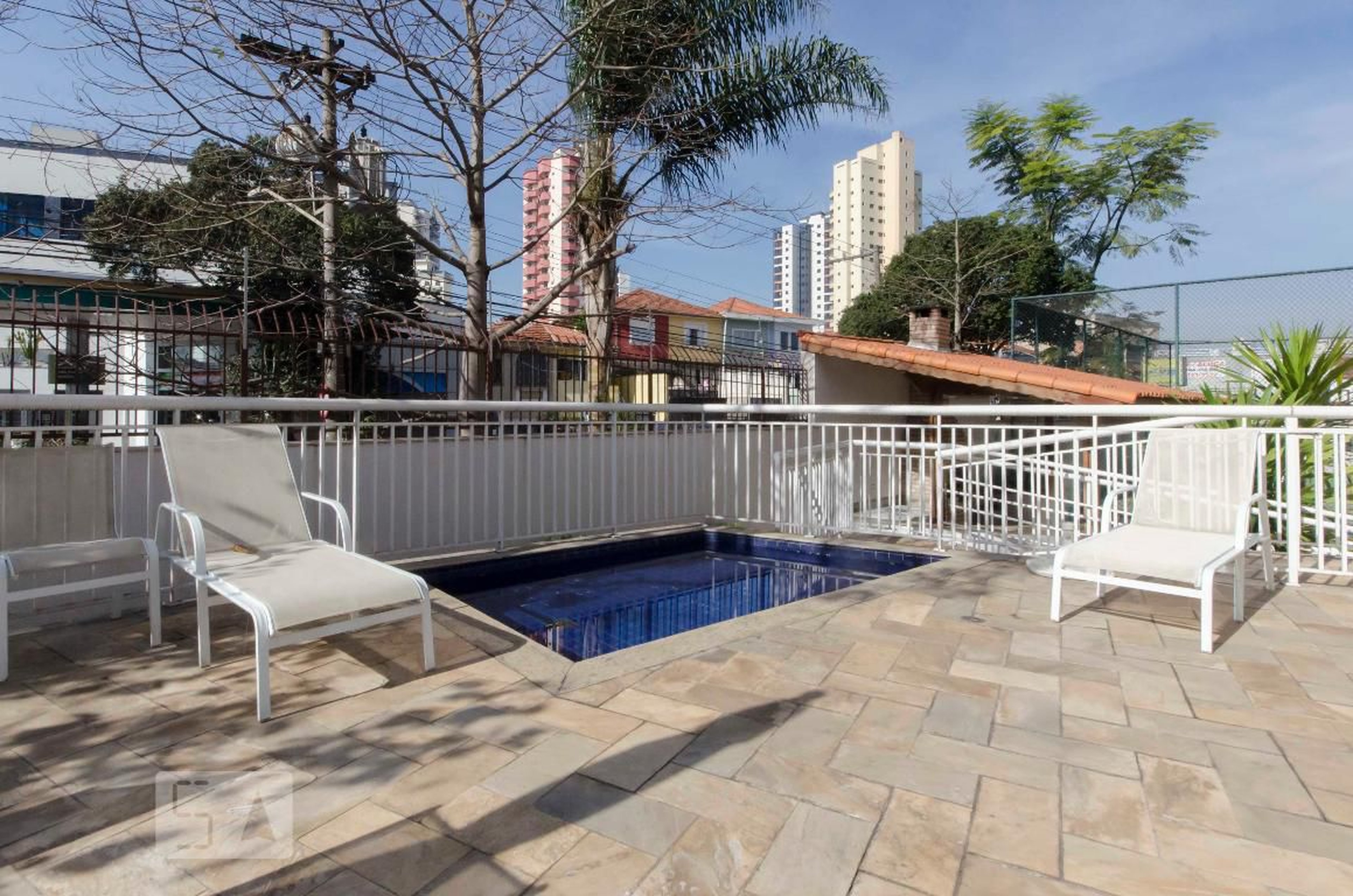 Piscina - Edifício Modern Home