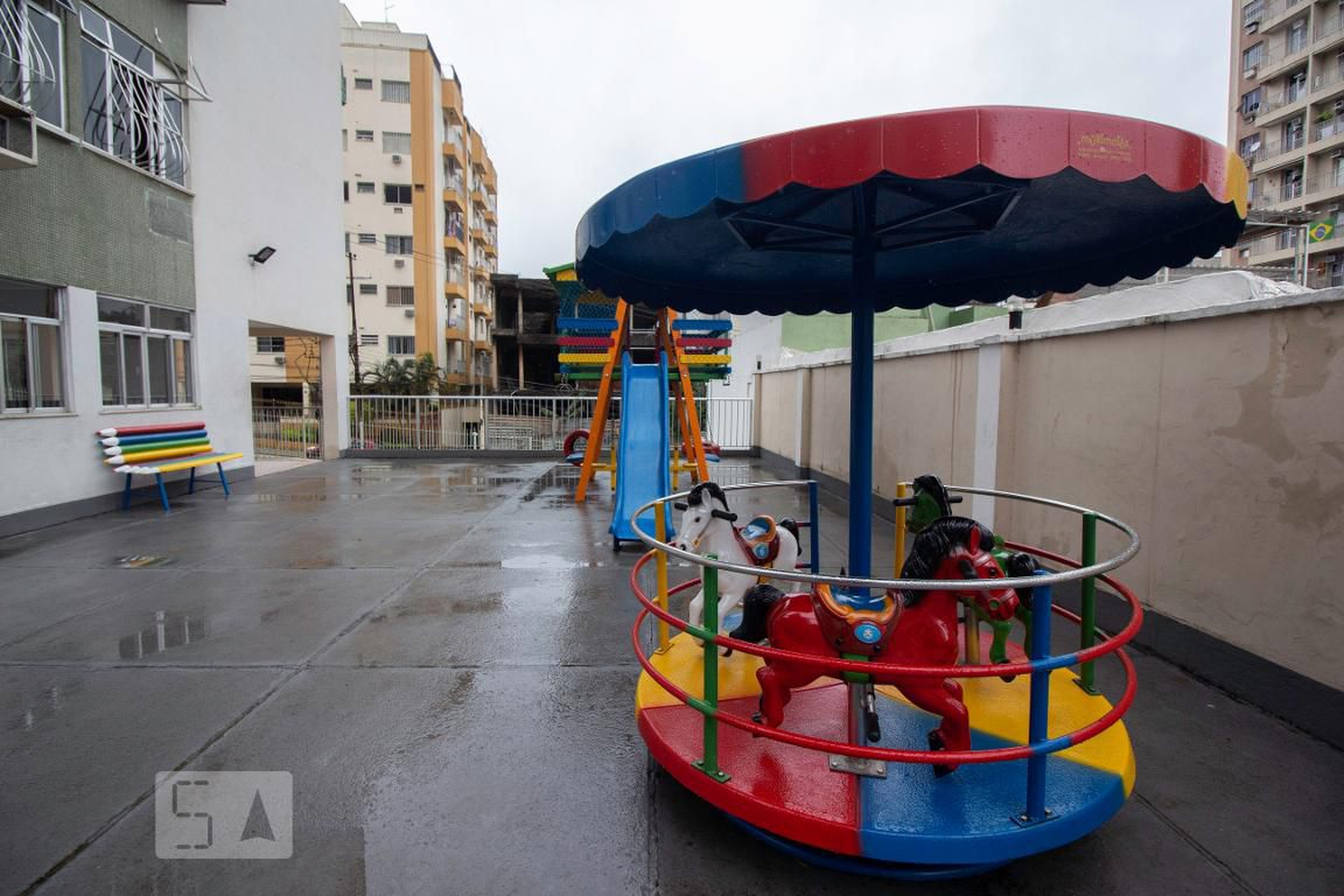 Playground - Antônio J. Chediak