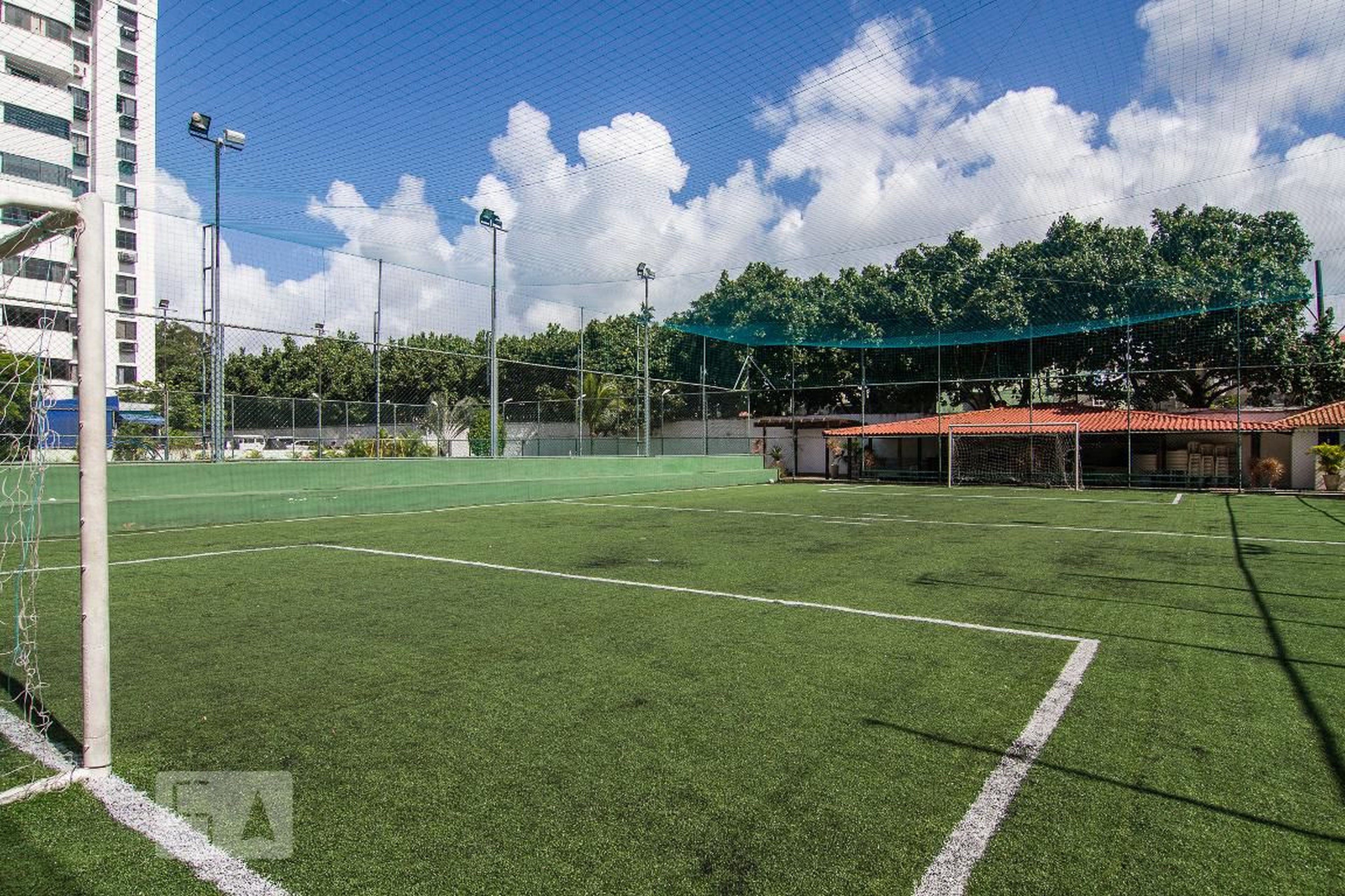 Campo de Futebol - Barra Light