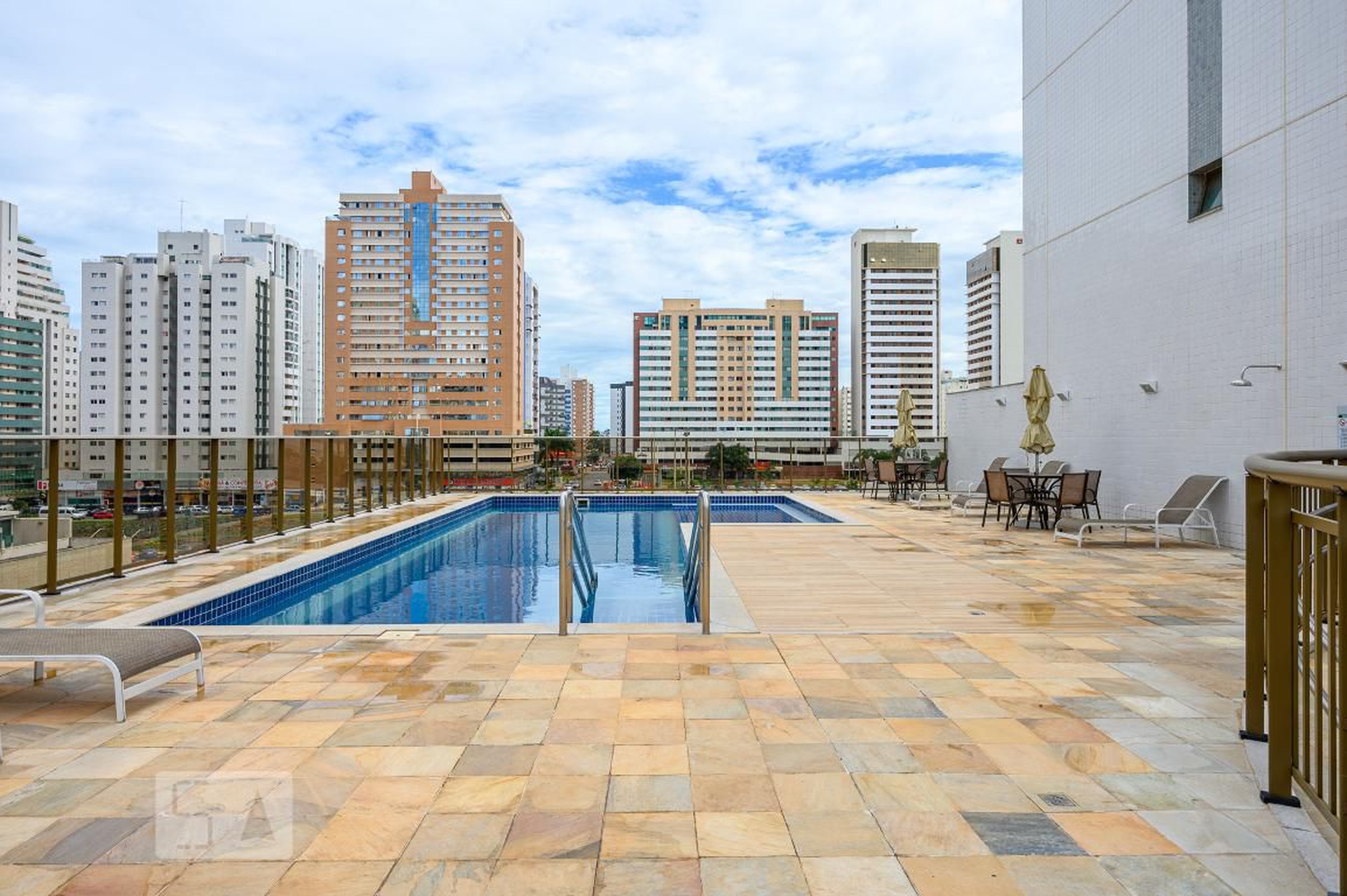 Piscina - Residencial The Point